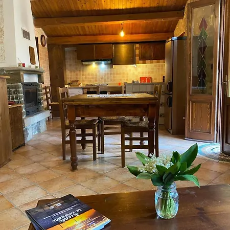 Dağ evi Casa Dell'uliveto *